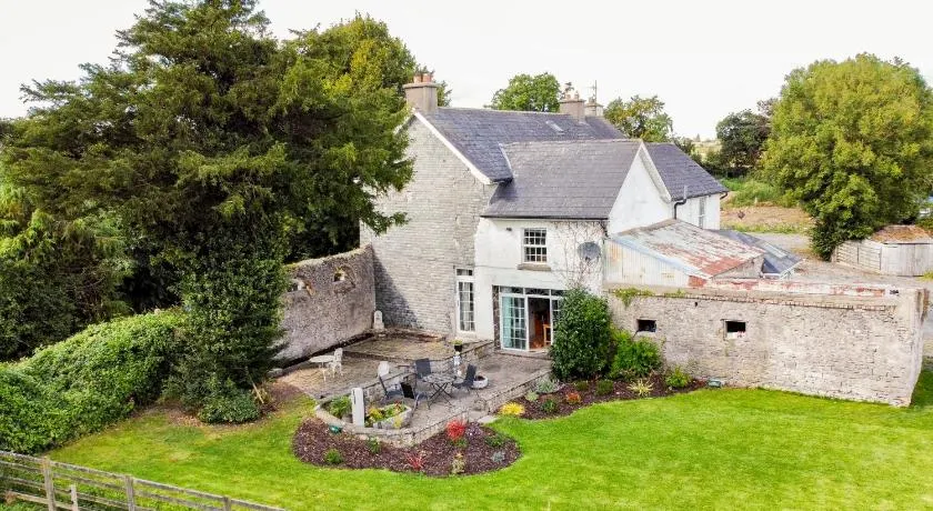 Willsgrove House - Image 1