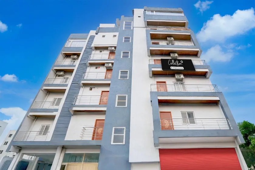 Collection O Madhapur Near Cyber Tower - Image 1