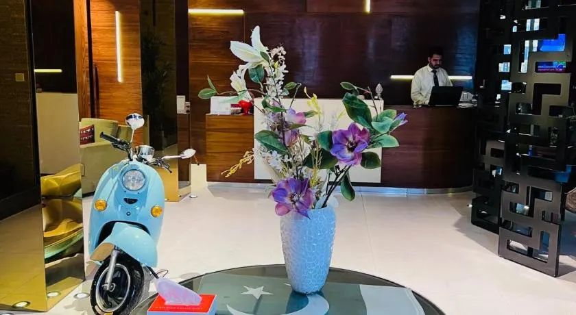 Lahore Continental Hotel - Image 1