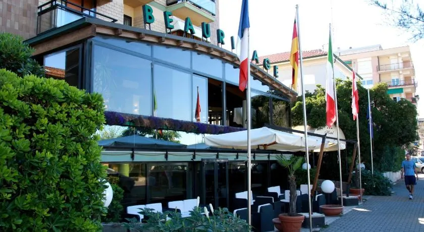 Hotel Beaurivage - Image 1