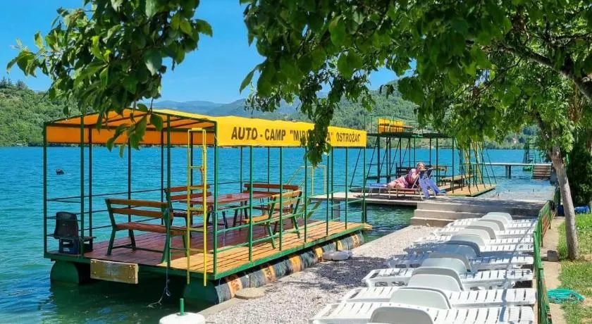 'Miris Ljeta' Cozy Lakefront Holiday Home - Image 1
