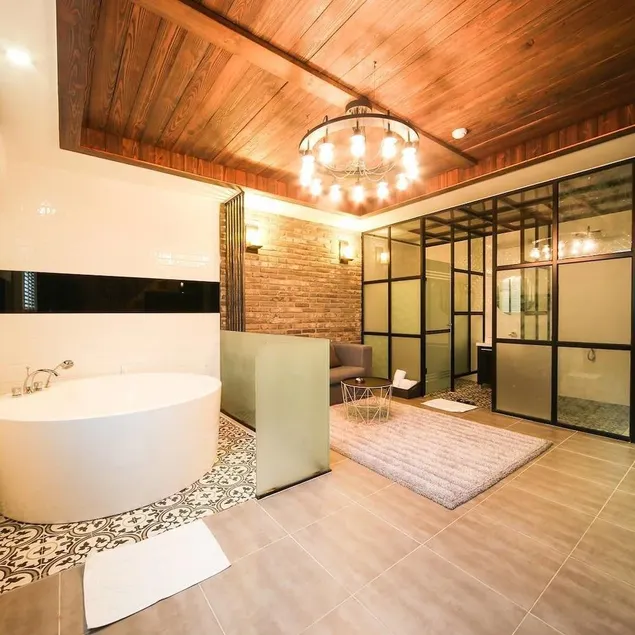 Ryn Boutique Hotel - Image 1