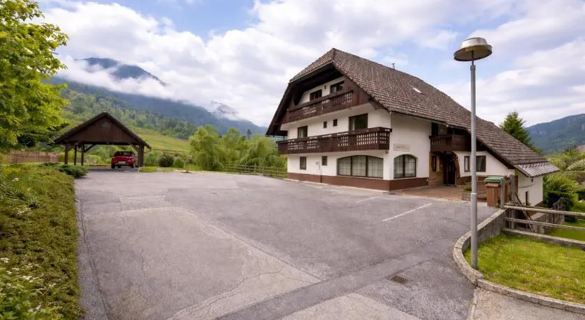 Apartments Bor - Image 1