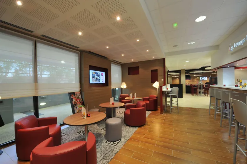 Hotel Restaurant Campanile Lyon Sud - Confluence - Oullins - Image 1