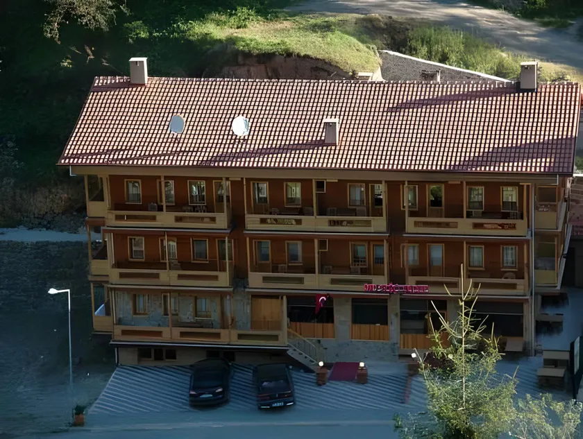 Meric Hotel - Image 1