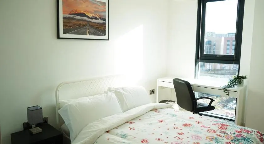 Apartment - Sleeps 4 - Pet friendly - WiFi - Image 1