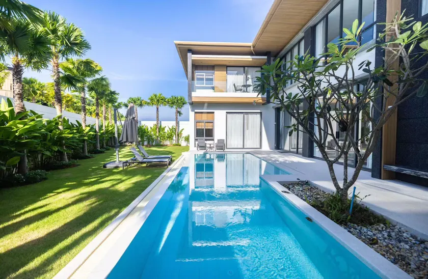 Mojali Luxury Pool Villa with 5 Bedrooms, Phuket Island - Image 1