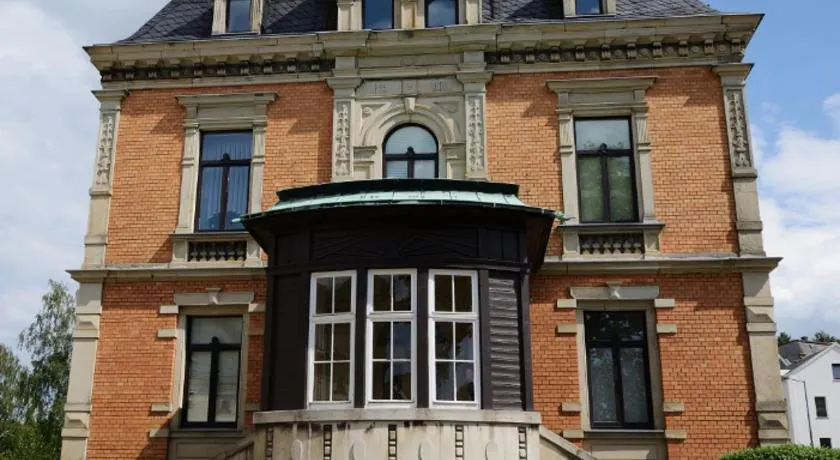 Schuster Villa - Image 1