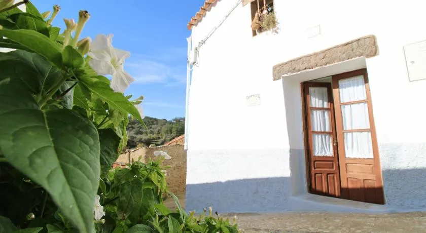 La Casita del Chopo by SIERRA VIVA - Image 1