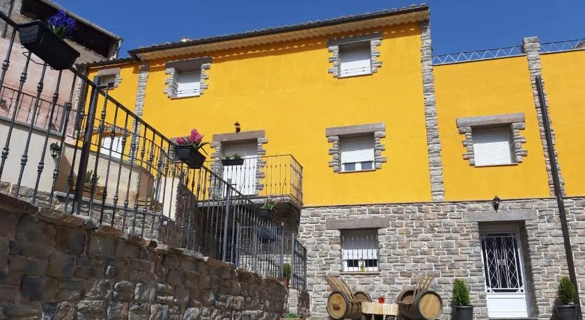 Apartamentos Rurales Parajes de Piedra - Image 1
