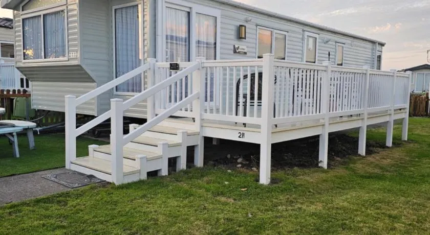 205 Holiday Resort Unity 6 berth No Pets Passes Optional - Image 1