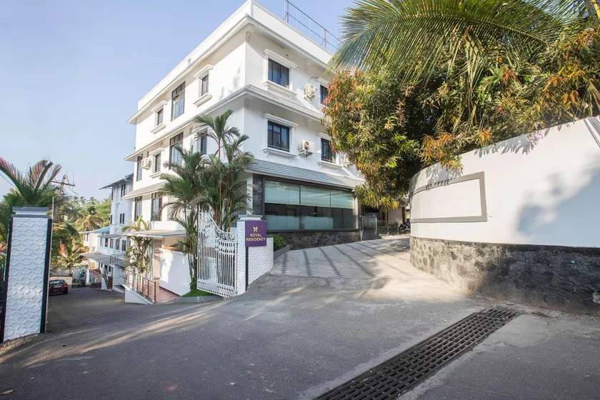 Royal Residency - Image 1