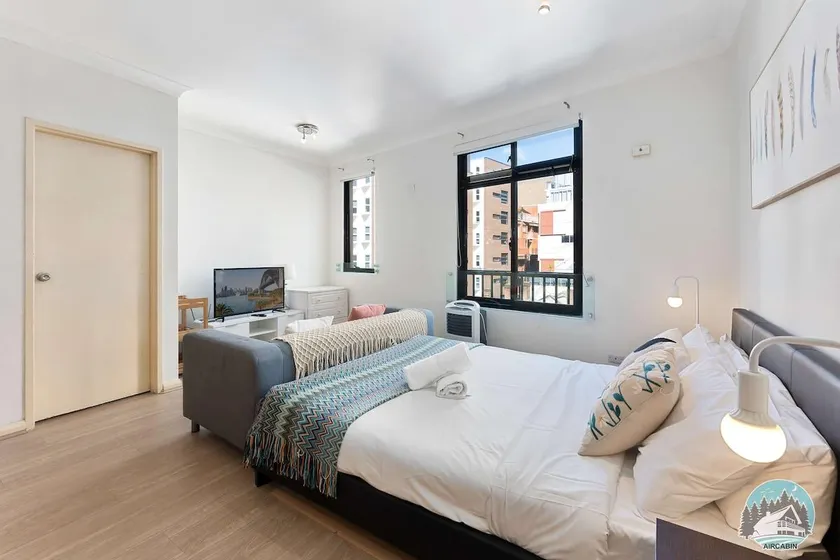 Aircabin - Sydney Central Station - 1 Bed Studio - Image 1