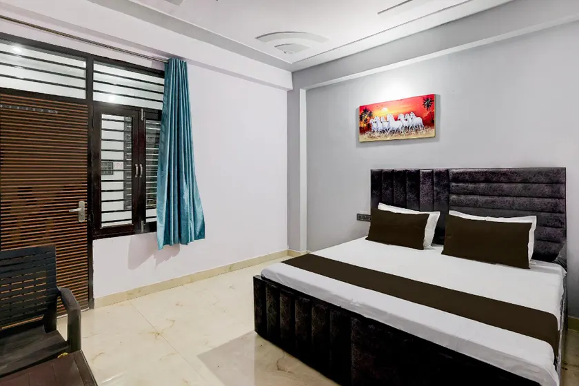 Hotel O Grand Hotel - Image 1