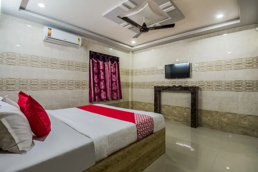 Hotel O Y2  Grand - Image 1