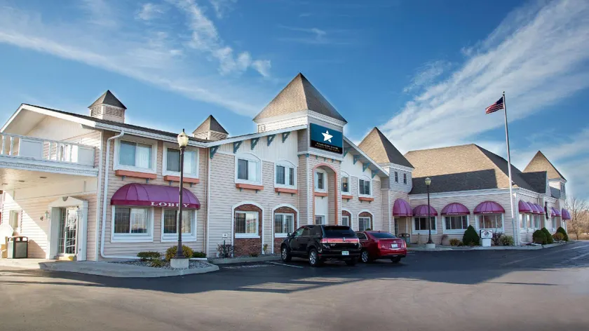 Magnuson Grand Pioneer Inn and Suites - Image 1