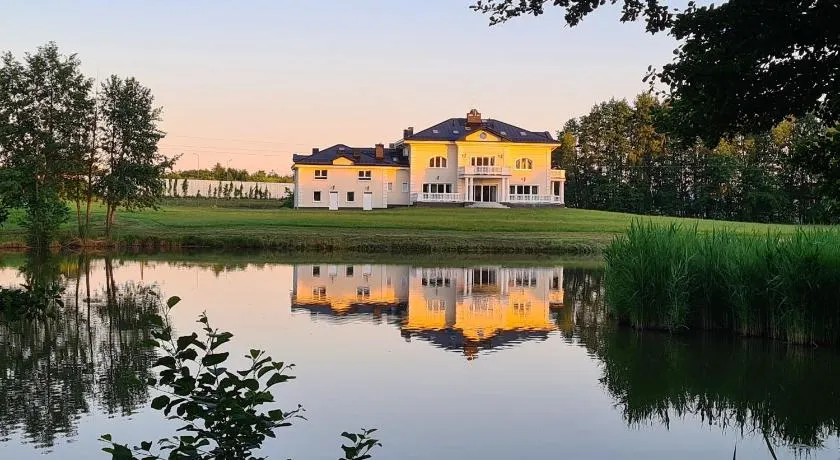 Pałacyk Zawady - Image 1