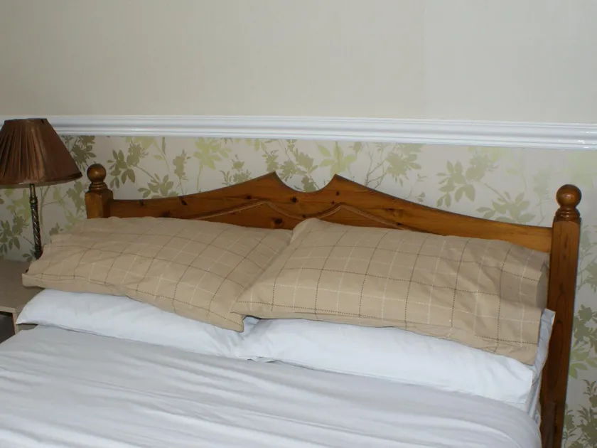 Annie's Guest House - Image 1