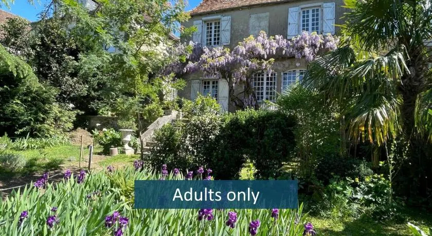 Jardin des Remparts - Réservé aux Adultes - Image 1