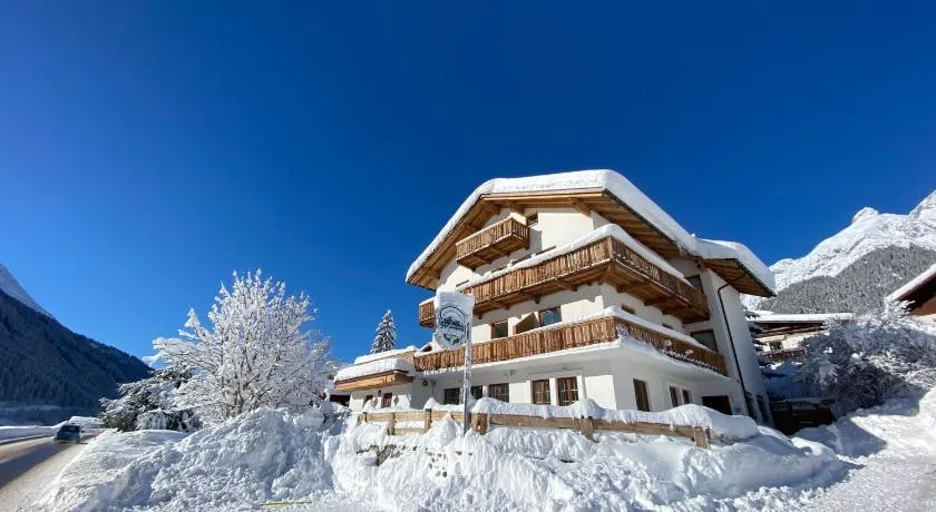 Haus Arlberg - Image 1
