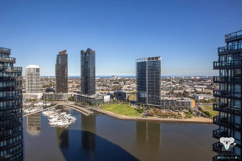 KOZYGURU DOCKLANDS HIGH LEVEL WATERVIEW 1BED POOL VDO883-2009 - Image 1