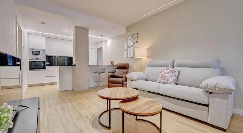 Apartamentos Ezkaba by Clabao - Image 1
