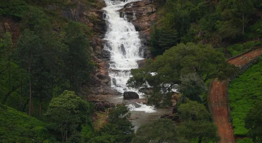 Estate Bungalow with Waterfall, Mountain & Valley Views - Image 1