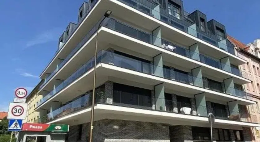 Exclusive Apartment - blisko Dworca, darmowy parking przy ulicy, późne wymeldowanie, Wi-Fi - Image 1