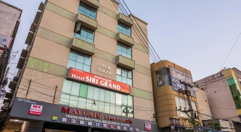 Hotel Siri Grand - Image 1