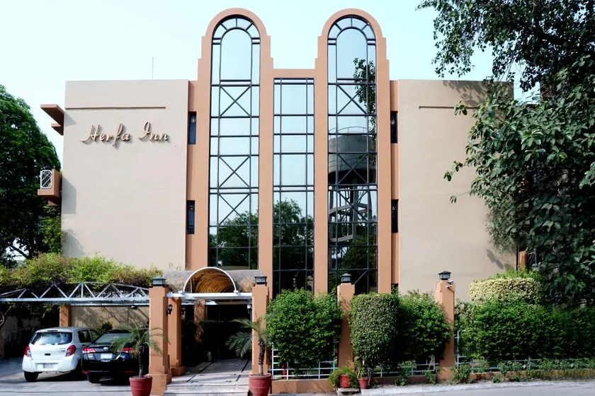Herfa INN Hotel Lahore - Image 1