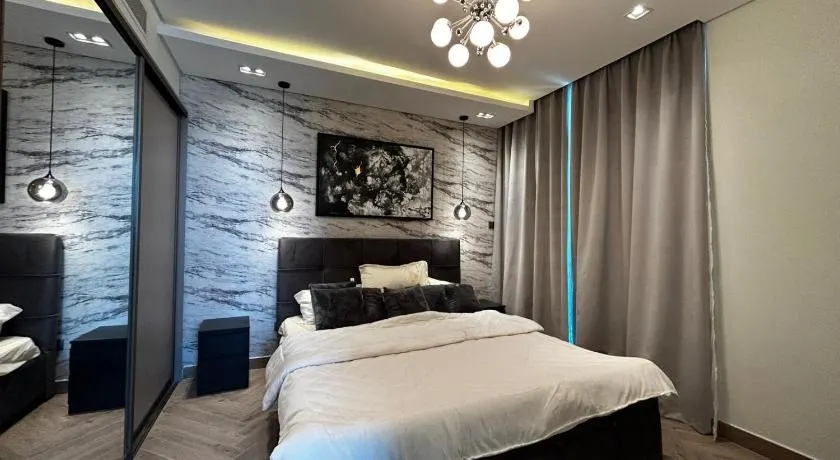 Holiday Homes- Apartment - Image 1