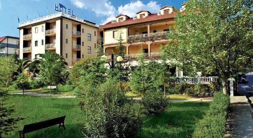 Hotel Ristorante la Siesta - Image 1