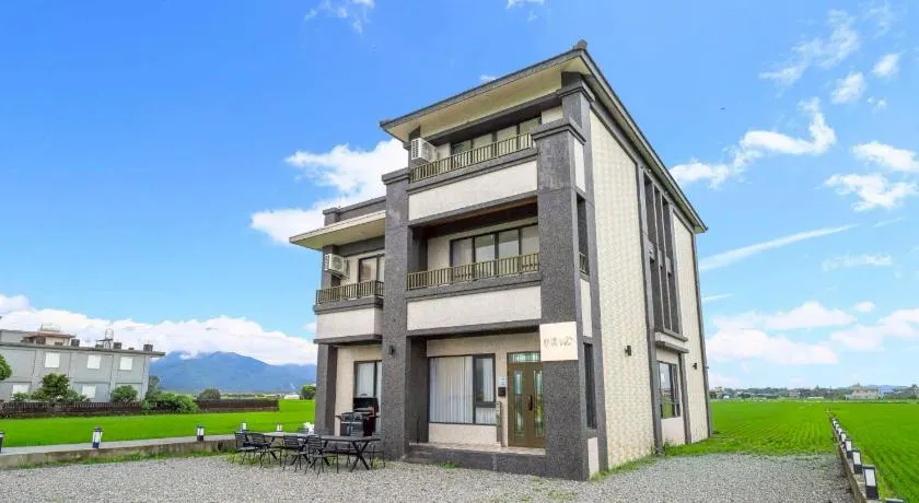 Xin Young Villa - Image 1