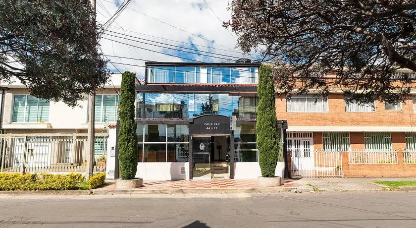 Hotel Ejecutivo Embajada - Image 1