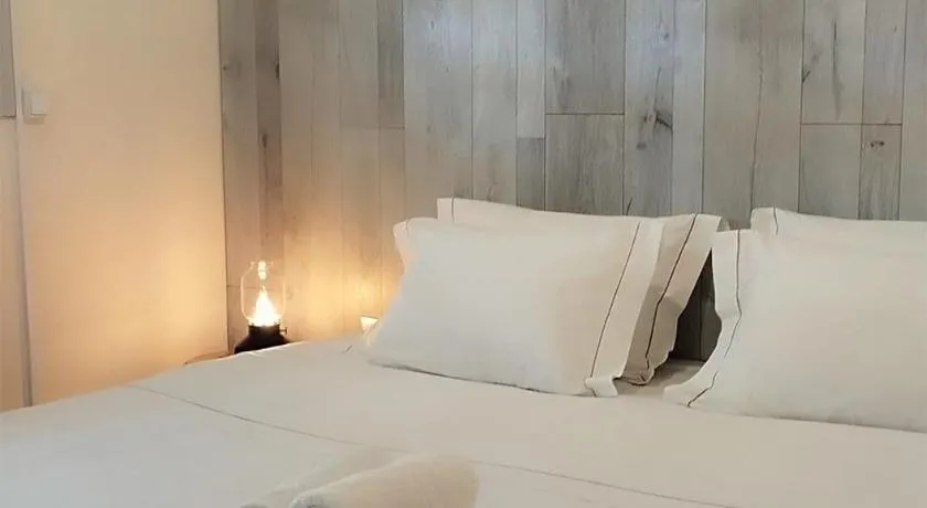 Oportocean Suites - Image 1