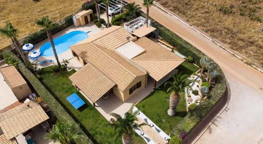 Villa Amira - Image 1