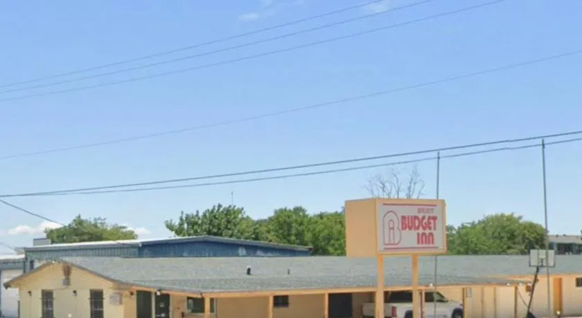 Best Budget Inn - Image 1