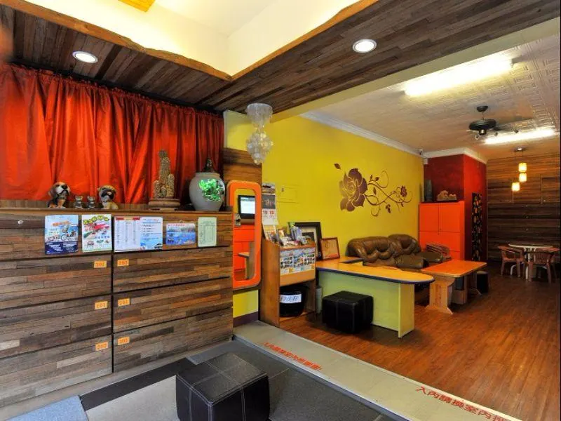 Kenting Macaron Hotel - Image 1