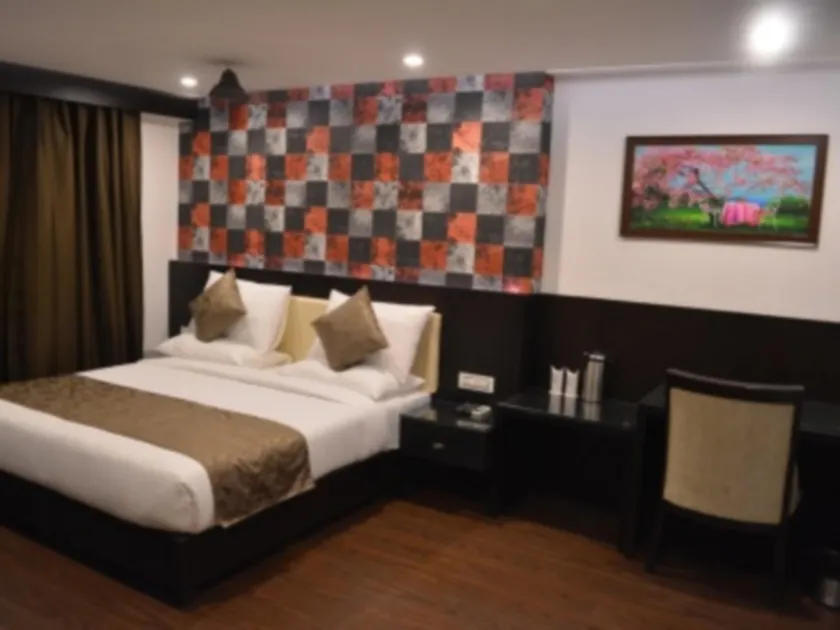 The City Grand Hotel - Image 1