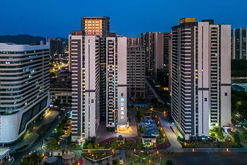 Hanting Hotel Guangzhou Huangpu Science City Luogang Metro Station - Image 1