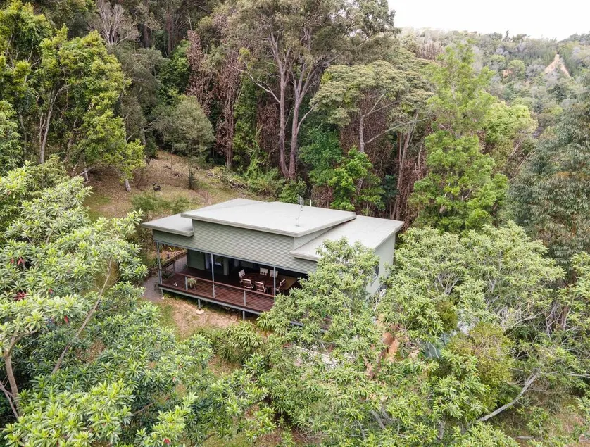 The Wicker Rainforest Hilltop Retreat - Peace and Nature - Image 1