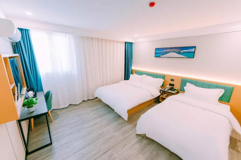 Qingmu Hotel (Nanjing Pukou Information Engineering University Subway Station Yangxin Road) - Image 1