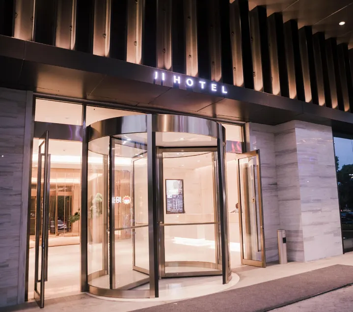 JI Hotel Huaihua International Land Port Binjiang Road - Image 1