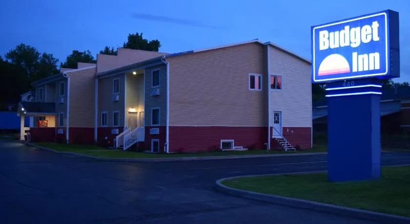 Budget Inn Ontario - Image 1