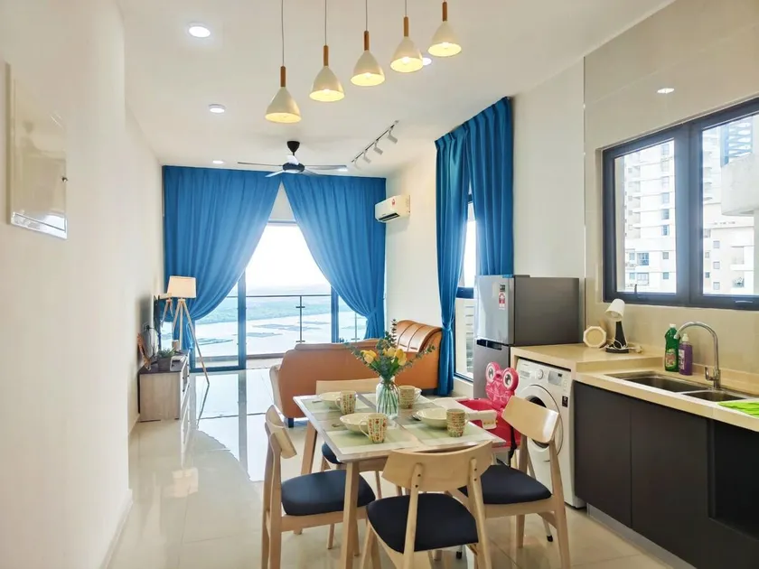 Johor Bharu - Beachside 6-13pax Danga Bay @ KSL - Image 1