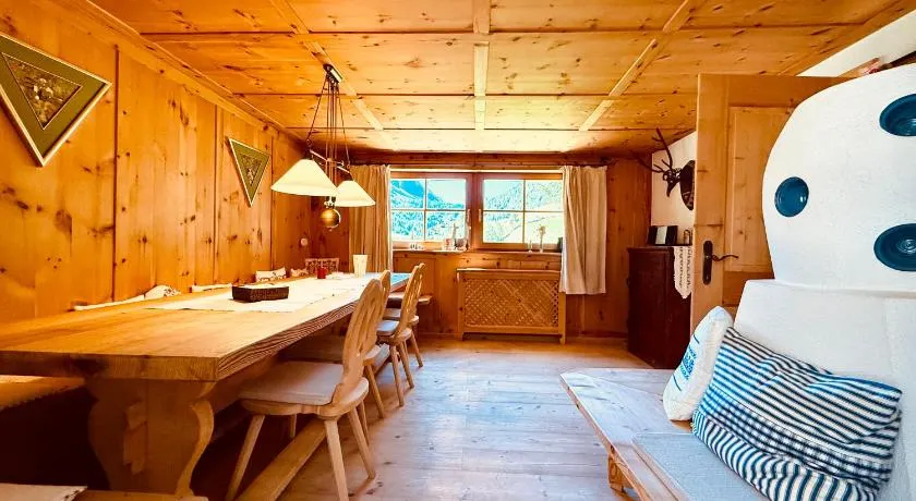 Haus Freistabl - Uriges Bauernhaus für 6 Personen mit Sauna & Bergblick im Ötztal - Image 1
