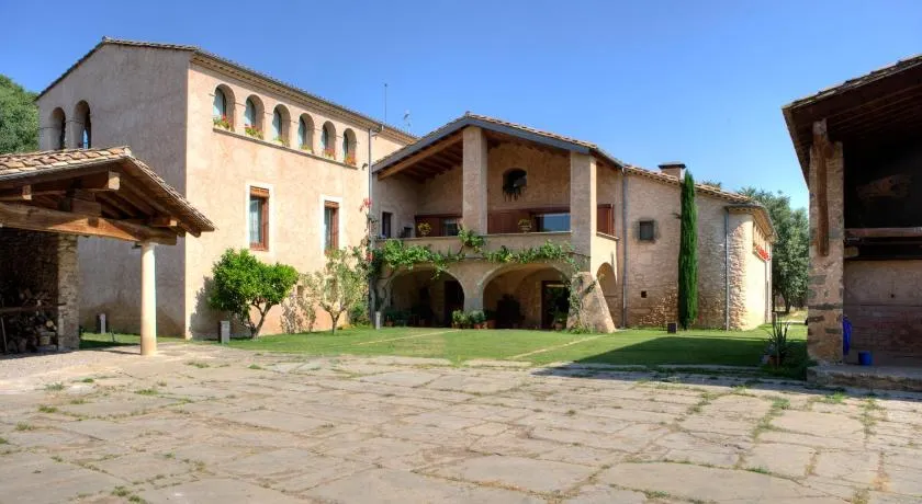 Lyxigt restaurerad bondgård nära Girona i hjärtat av Catalunya - Image 1