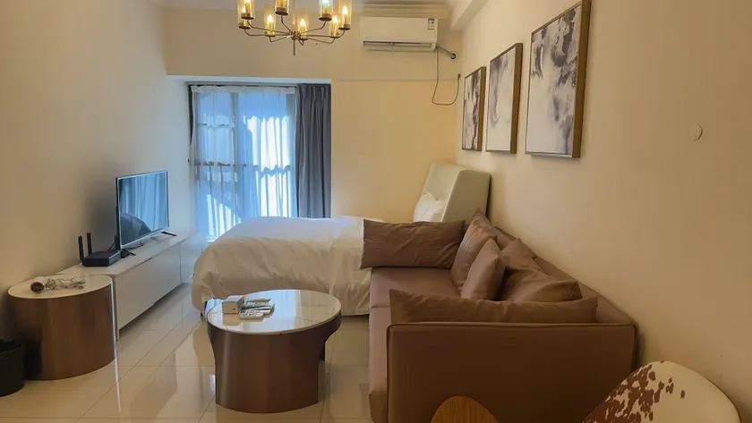 Family Suite (3 Beds)- Canton Fair Exhibition - Image 1
