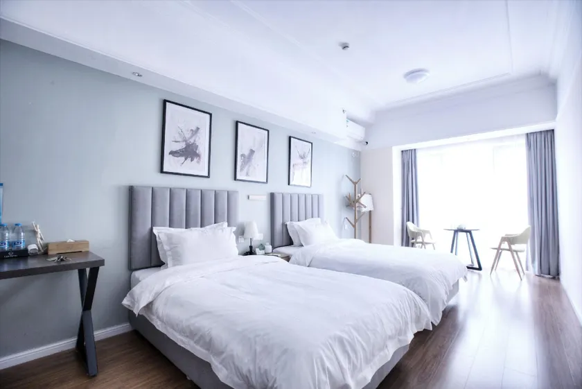 Lanzhu Boutique Hotels - Image 1