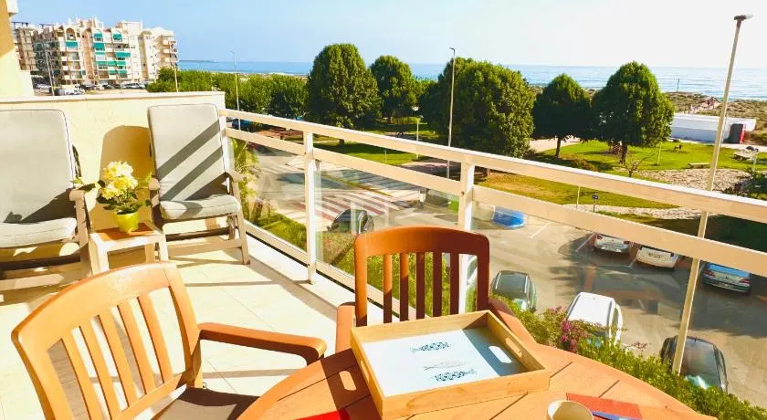 .Apartamento 1a linea de playa + piscina + parking DAIMUS - Image 1